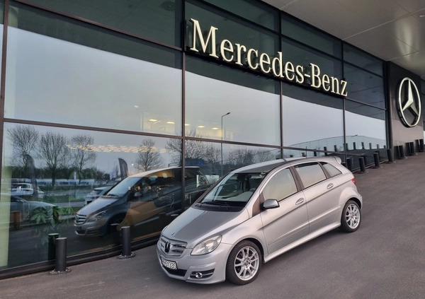 Mercedes-Benz Klasa B cena 28900 przebieg: 206400, rok produkcji 2010 z Starachowice małe 92